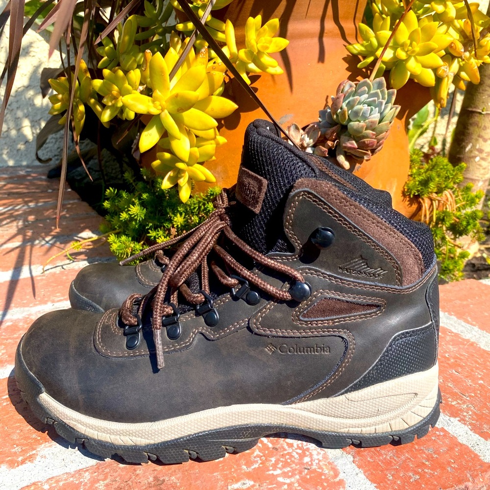 Columbia Mid Waterproof Hiker Boots